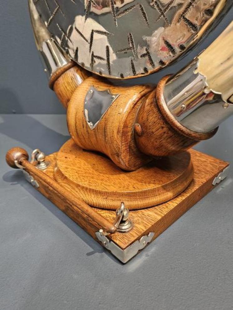 Large Victorian Oak and Silver Plate Cow Horn Dinner Gong - Image 6