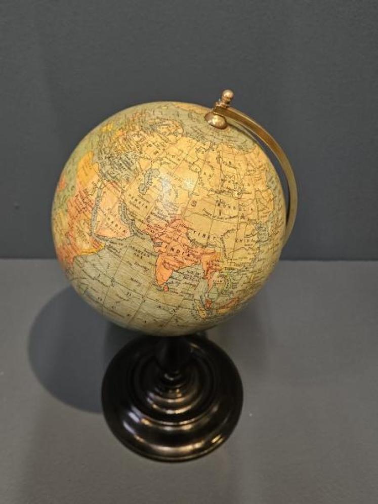 Immaculate 1930's Philips 6" Globe  - Image 6