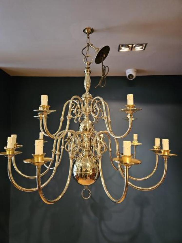 Large Edwardian 15 Arm Two Tier Chandelier  - Image 7