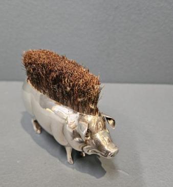 Silver Pig Nib Wipe