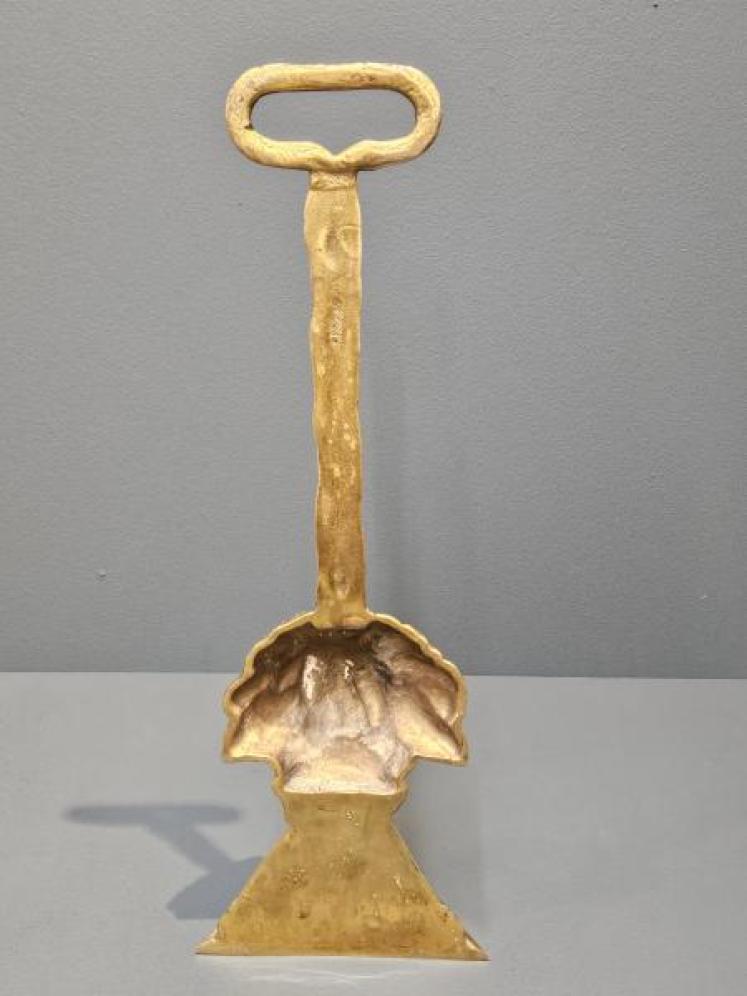 Victorian Brass Wheatsheaf Door Stop - Image 5