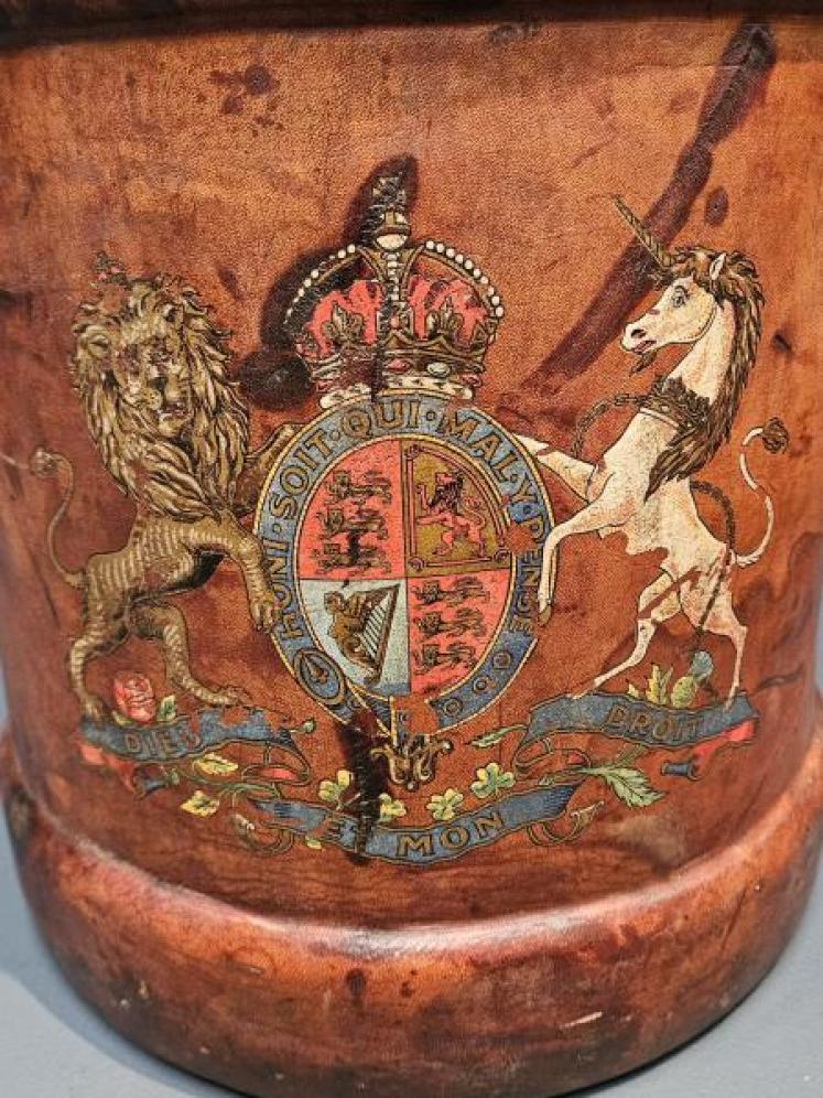 Leather Cordite Bucket - Image 2