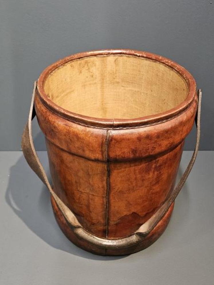 Leather Cordite Bucket - Image 6