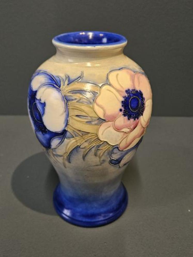 Early Anemone Salt Glazed Vase - Image 2