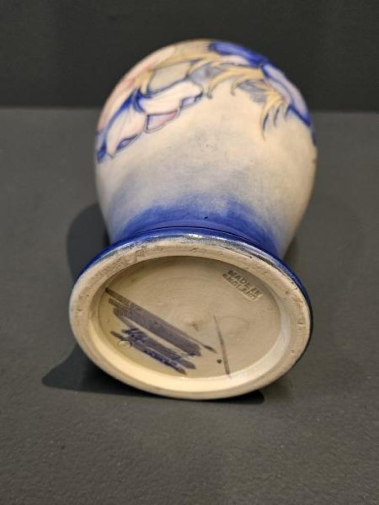 Early Anemone Salt Glazed Vase - Image 3