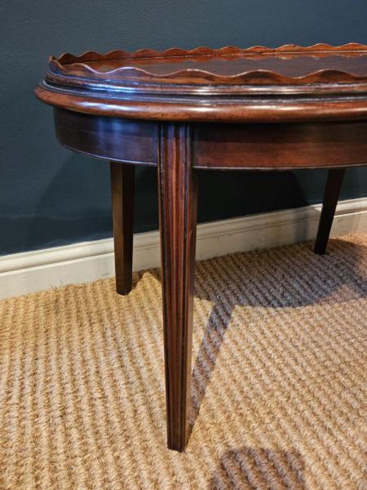 Fine Quality Victorian Mahogany Tray Top Coffee Table  - Image 4