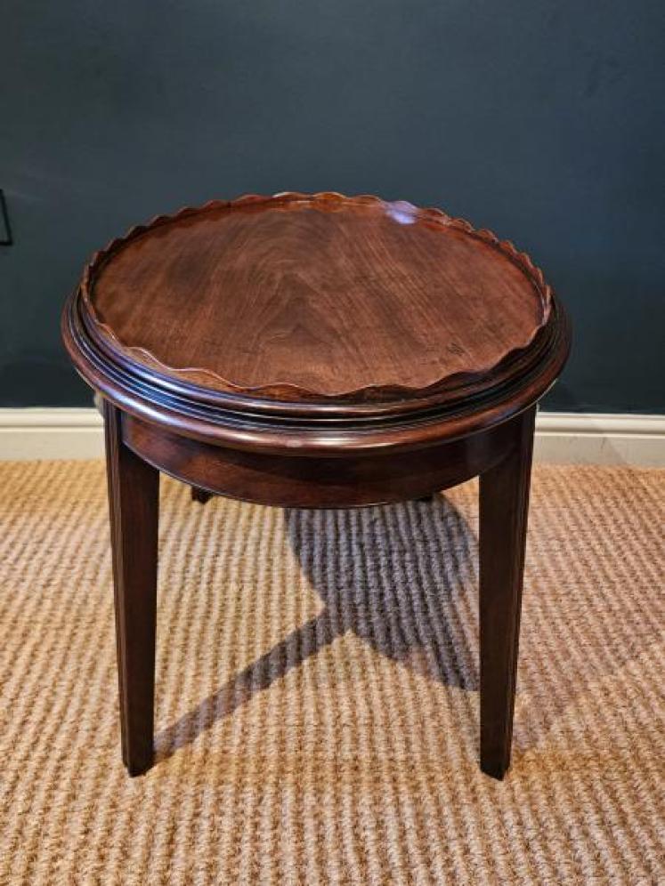 Fine Quality Victorian Mahogany Tray Top Coffee Table  - Image 7
