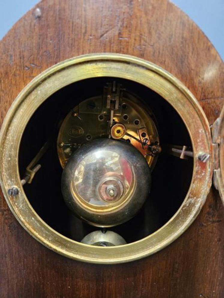 Late Victorian Bell Chiming Mahogany Mantel Clock - Image 6