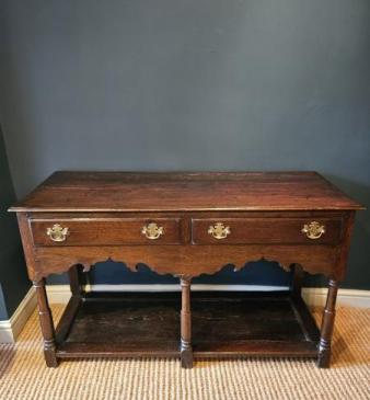 George II Oak Open Pot Board Dresser