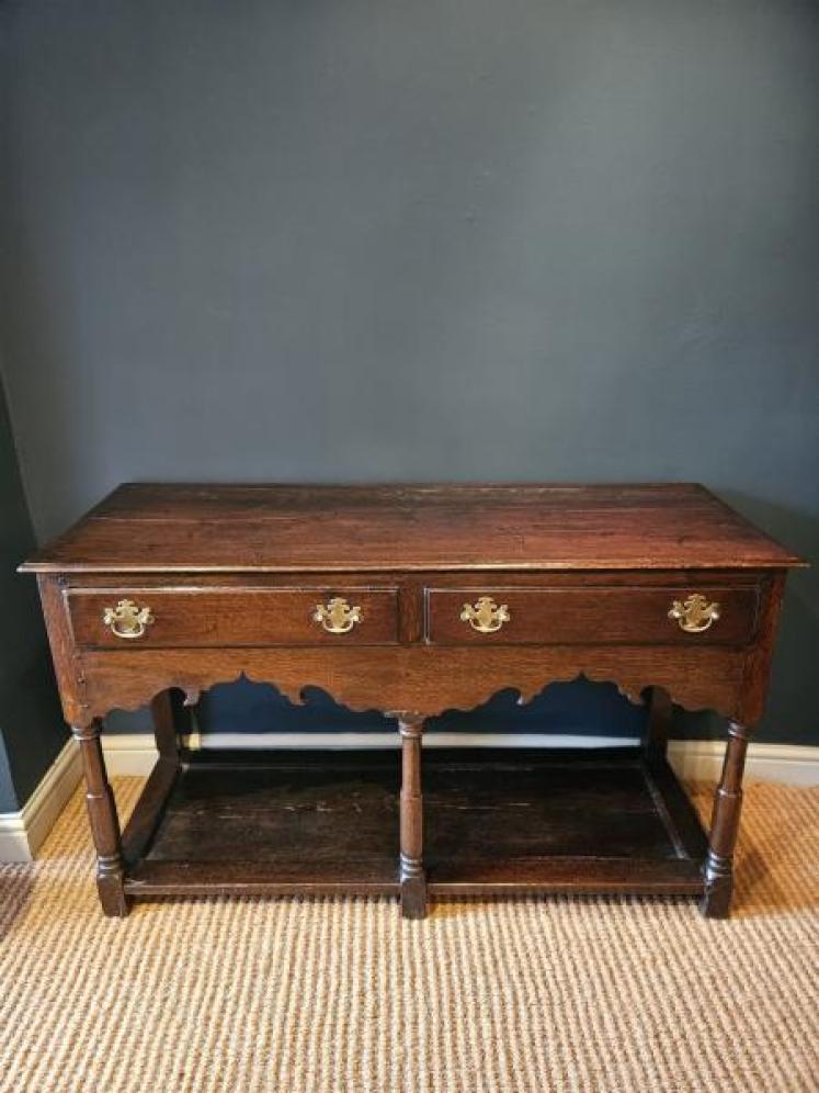 George II Oak Open Pot Board Dresser - Image 1