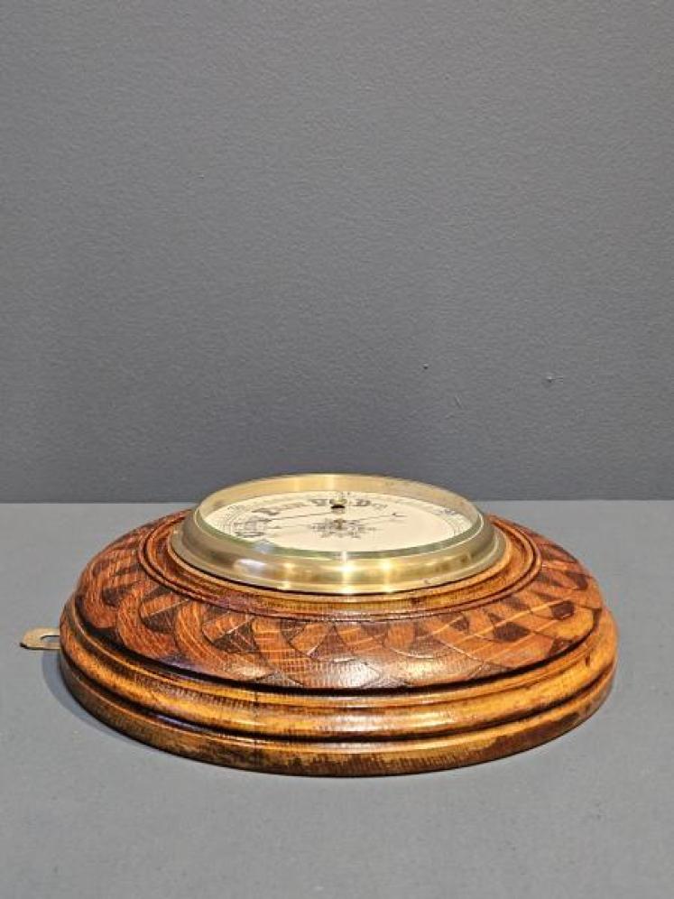 Victorian Oak Geometric Design Cased Barometer - Image 5