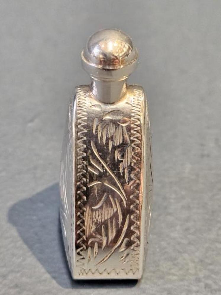 Small Silver Cologne Bottle - Image 6