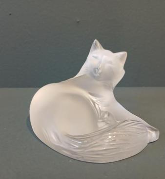 Lalique Opalescent 'Happy Cat' 