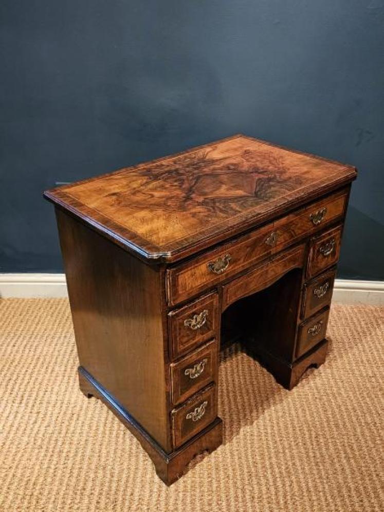 George II Walnut Kneehole Desk - Image 2