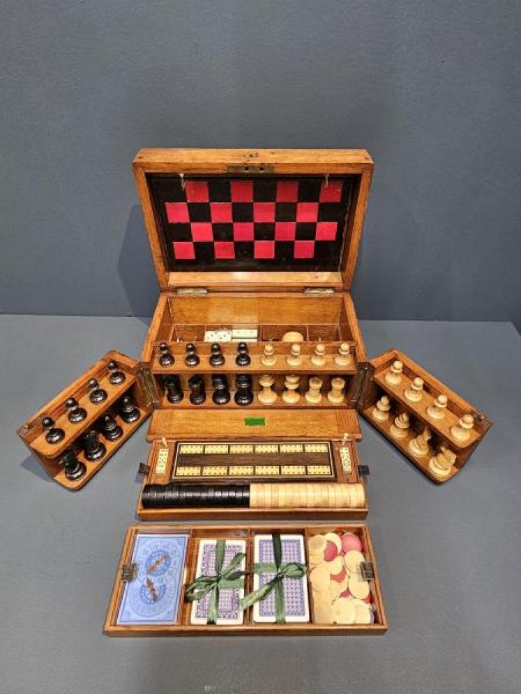Edwardian Oak Cased Games Compendium and Contents - Image 7