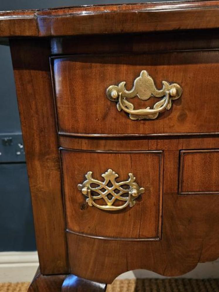 George III Bow Front Walnut Lowboy - Image 3