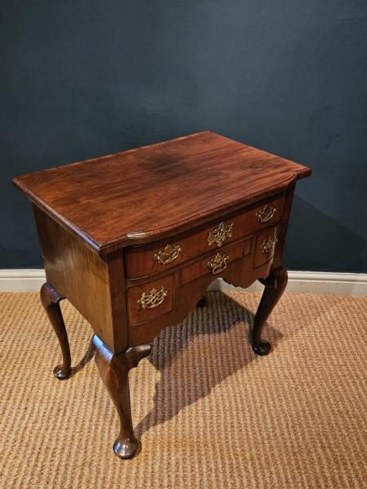 George III Bow Front Walnut Lowboy - Image 4
