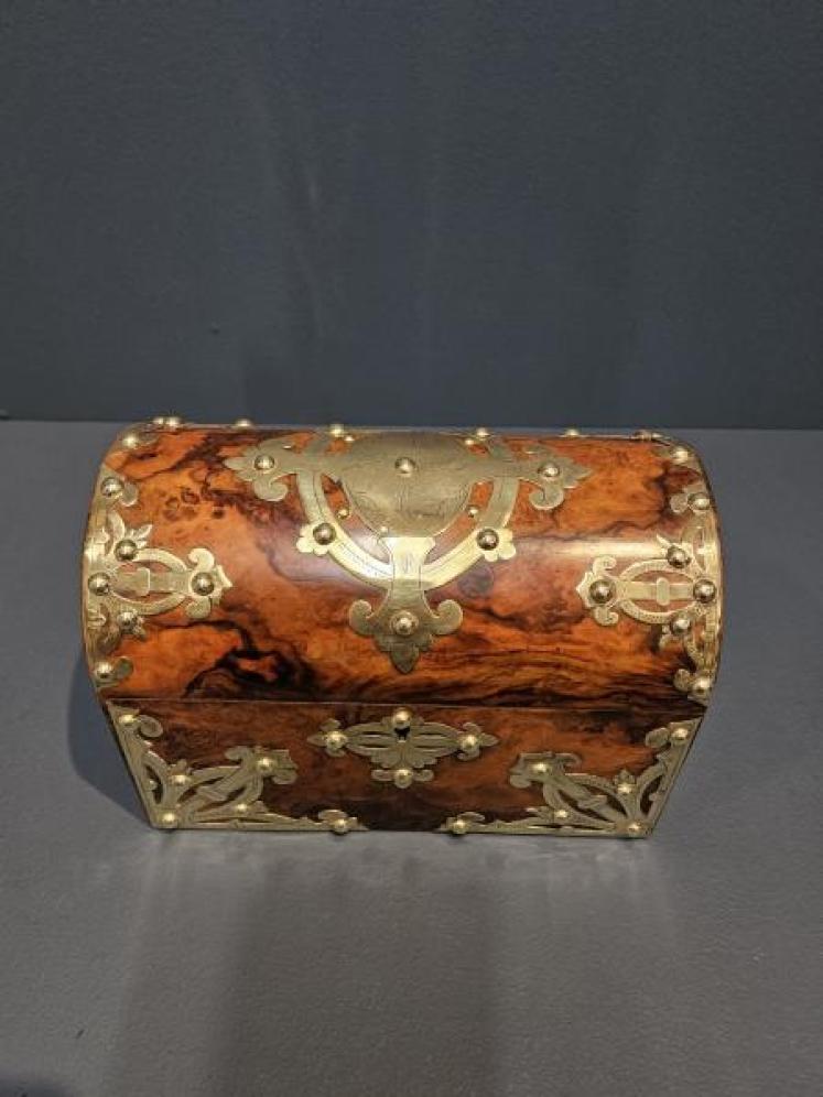 Victorian Brass Trimmed Walnut Stationery Box - Image 3