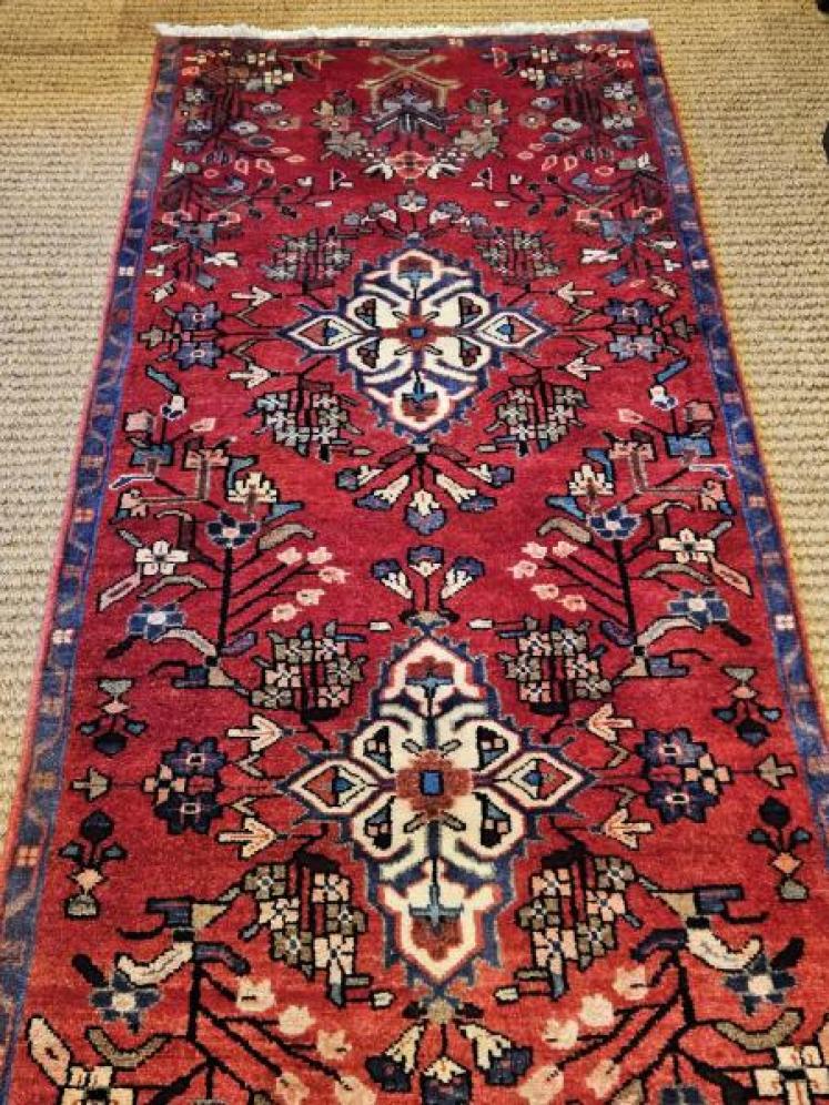 Superb 9' Persian Pure Wool Runner Rug - Image 4