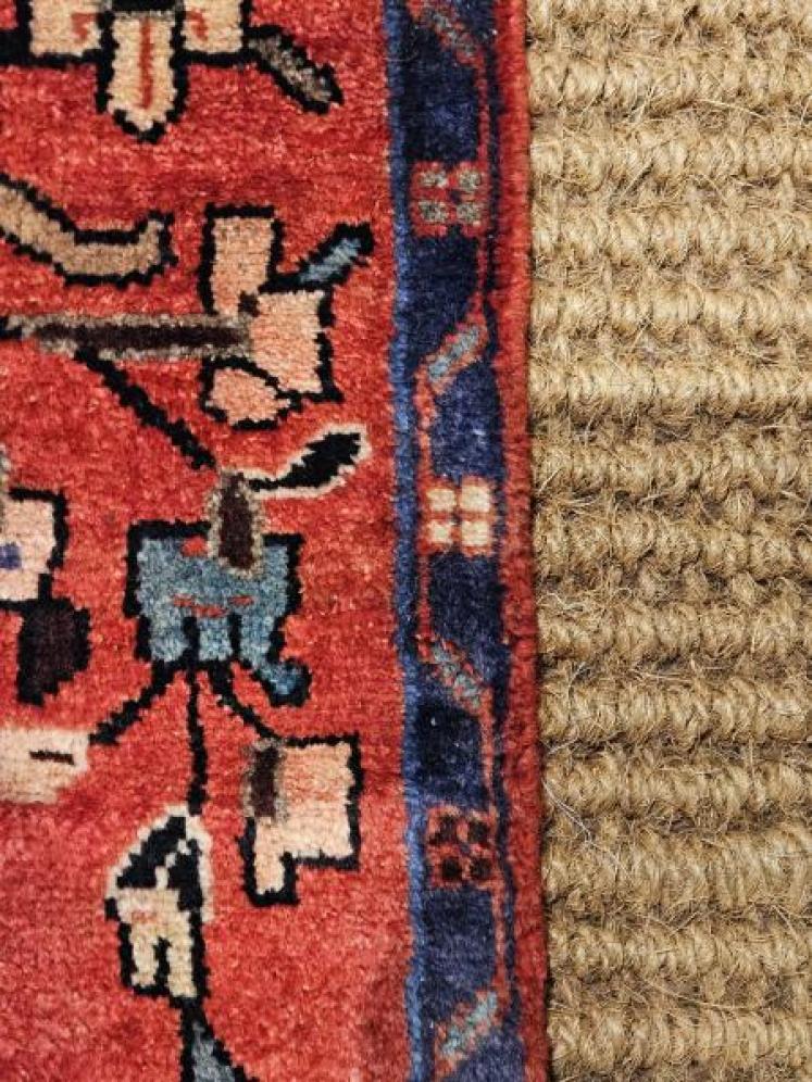 Superb 9' Persian Pure Wool Runner Rug - Image 5
