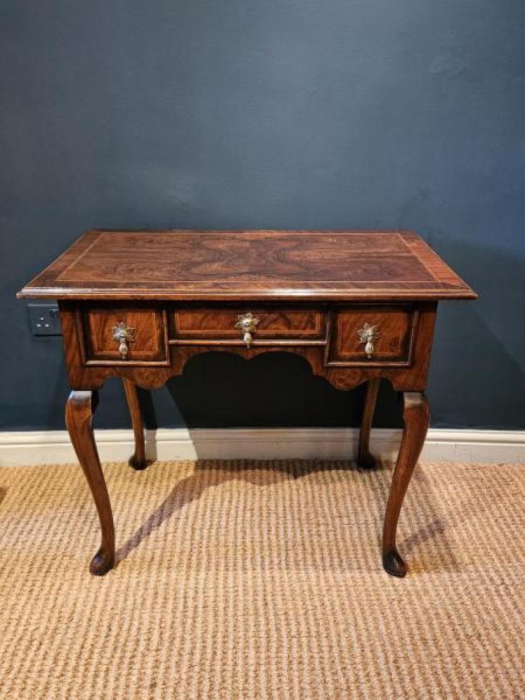 Elegant George I Style Walnut Lowboy - Image 2