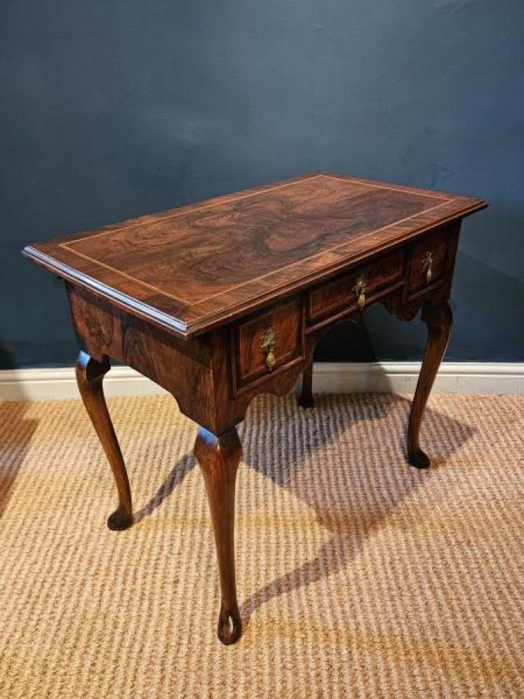 Elegant George I Style Walnut Lowboy - Image 6