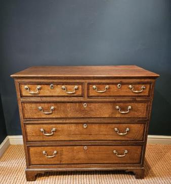 George III Oak and Mahogany Crossbanded Chest of Drawers 