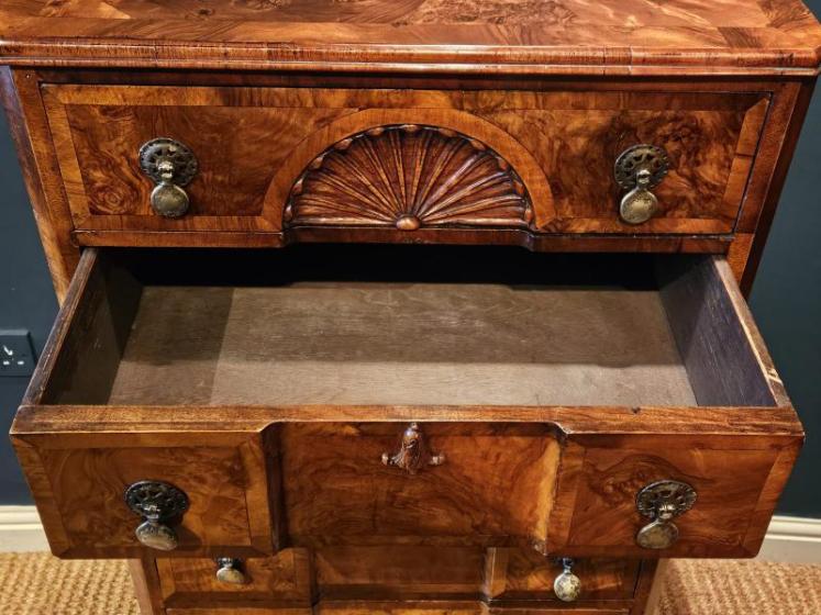 Superb Edwardian Walnut Tallboy Chest - Image 2