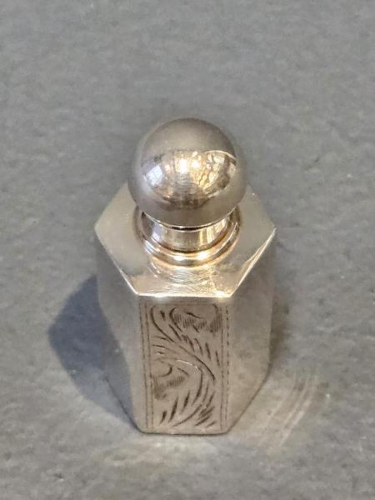 Engraved Silver Miniature Scent Bottle  - Image 4
