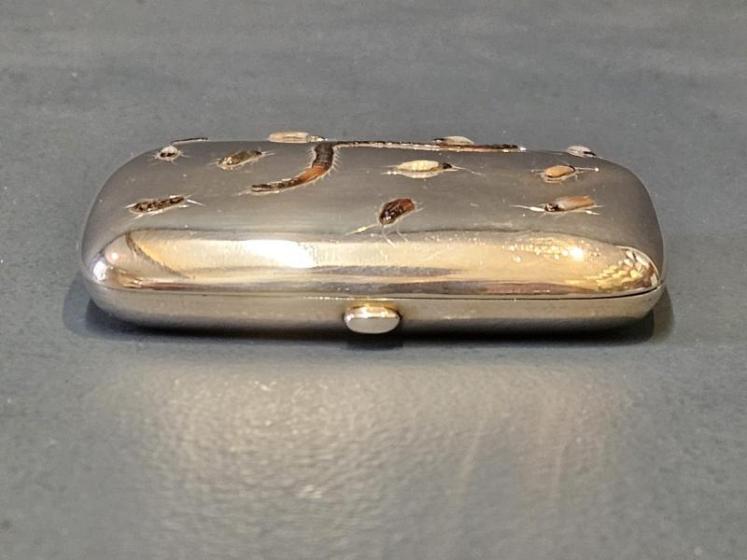 Superb Shibayama Inlaid Silver Cheroot Case - Image 6