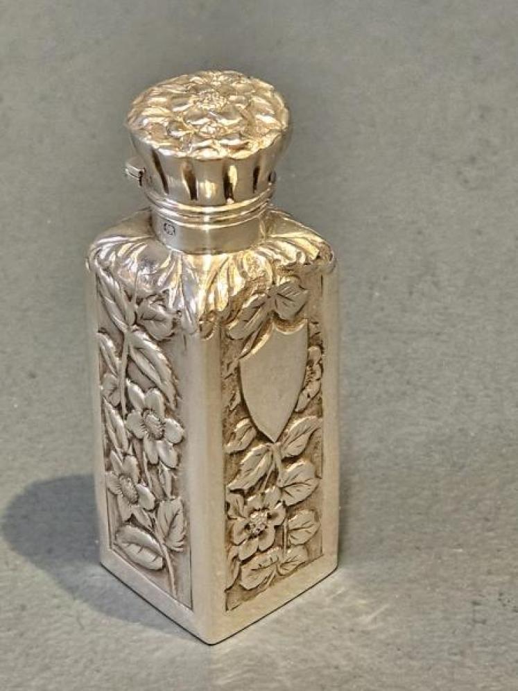 Victorian Silver Hinged Top Scent Bottle  - Image 1