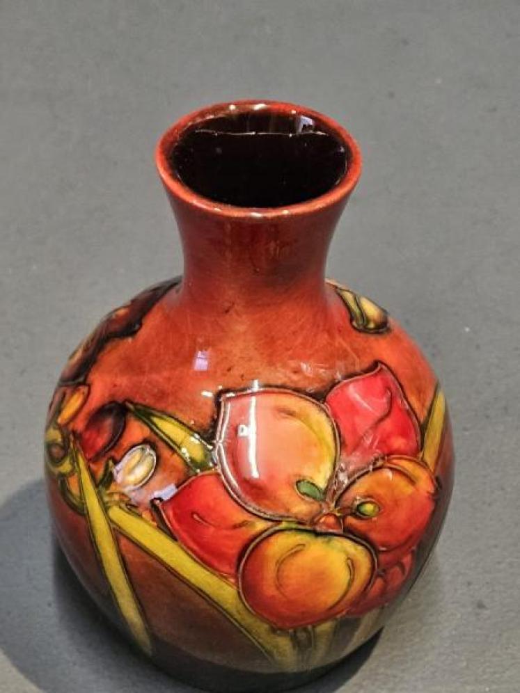 Moorcroft Freesia Flambé Vase - Image 4