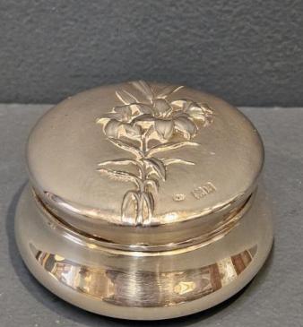 Silver Trinket Box by William Comyns