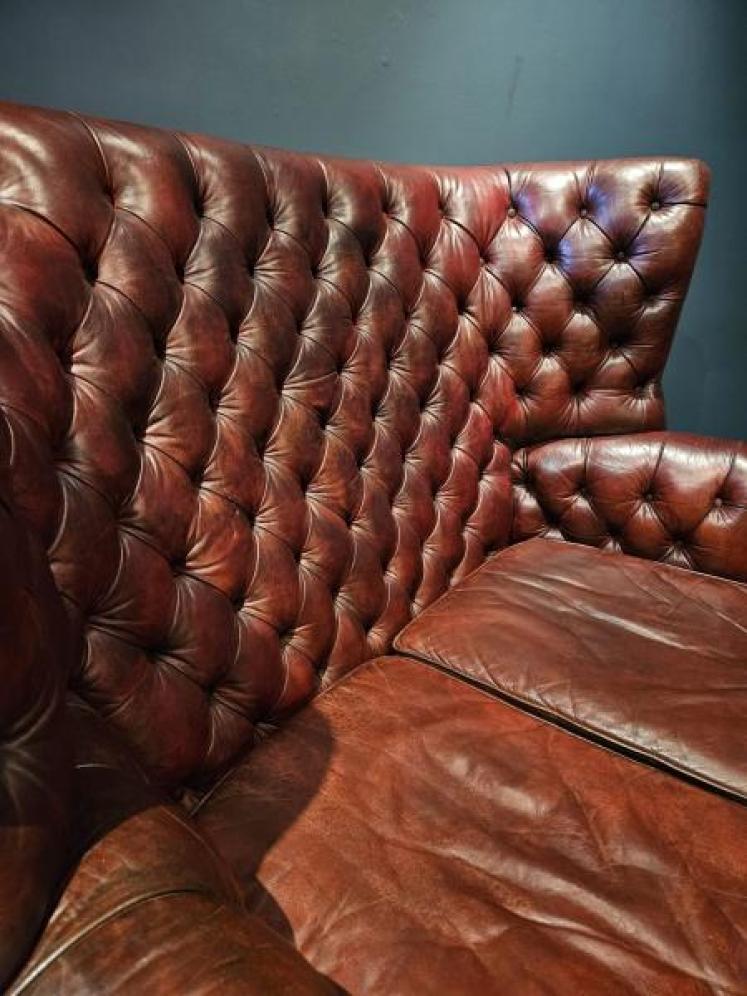 Superb Burgundy Leather Sofa - Image 7