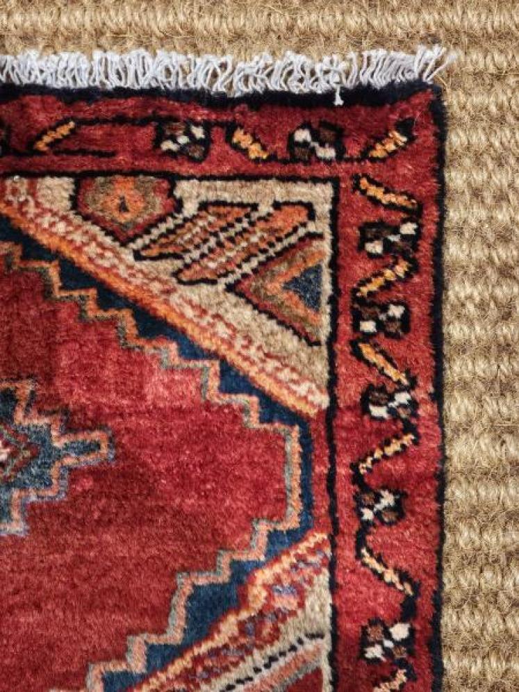 8' 6" Long Persian Pure Wool Runner - Image 5