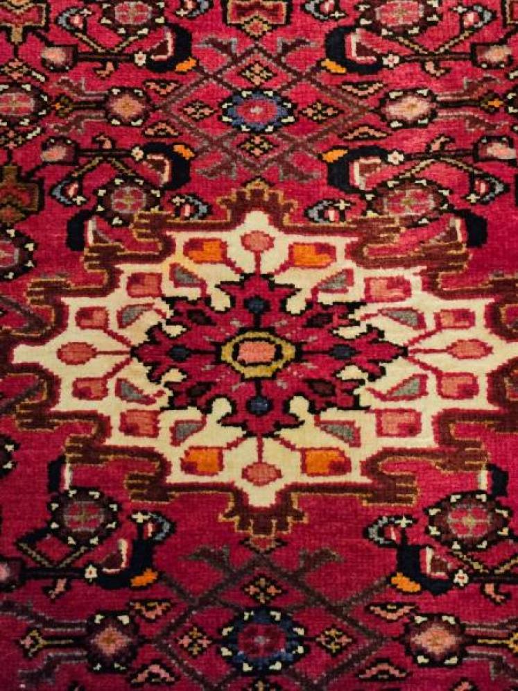 Persian Pure Wool Rug - Image 2