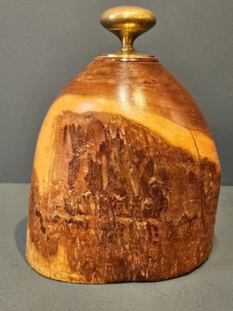 Yew Wood Door Stop - Image 5