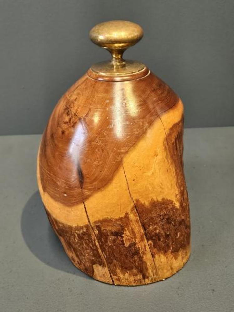 Yew Wood Door Stop - Image 6