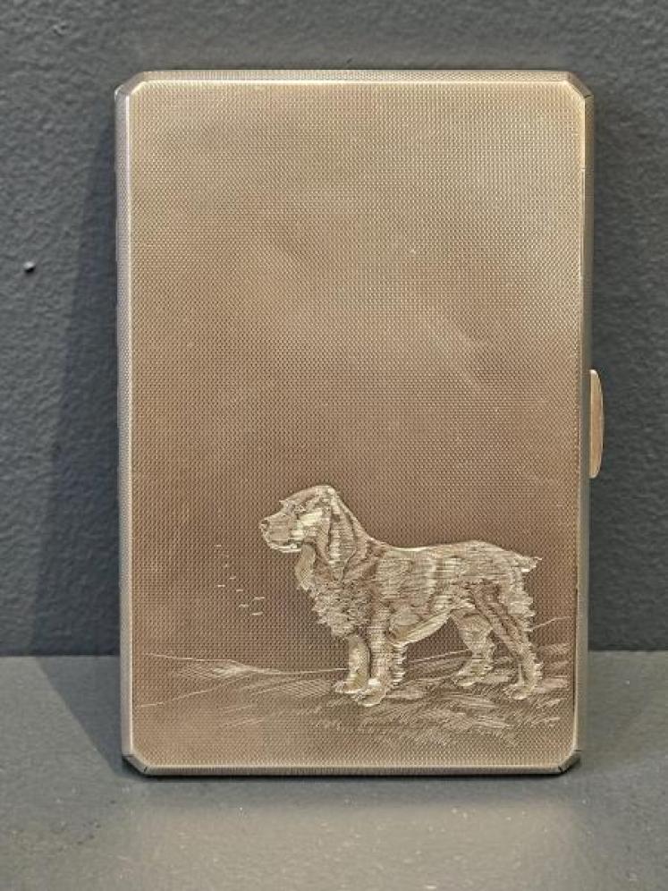Silver Cheroot Case Engraved with a Spaniel - Image 1