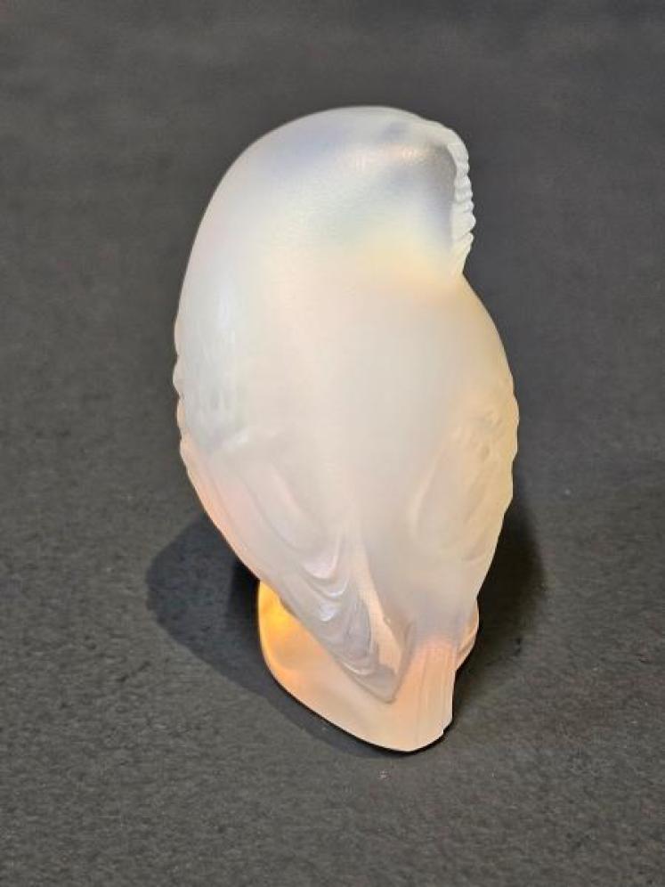 Lalique Opalescent Owl - Image 3