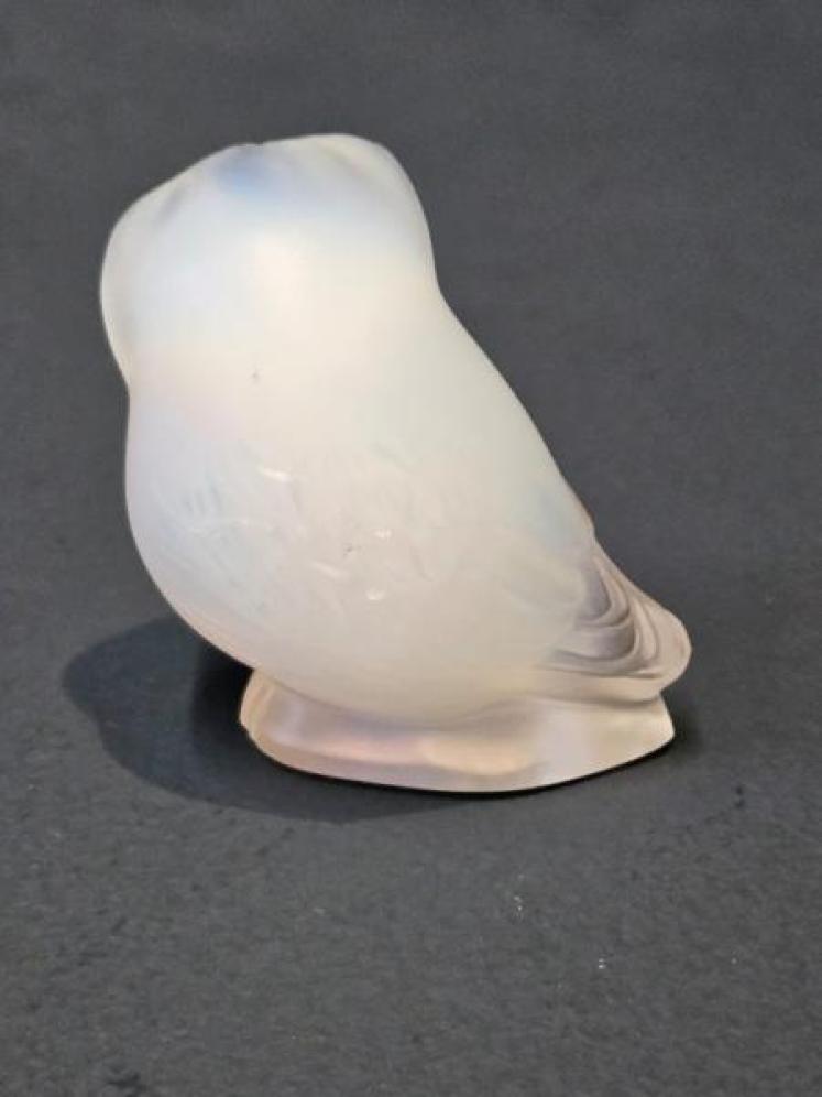 Lalique Opalescent Owl - Image 4