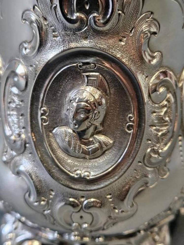 Superb Victorian Silver Mug - Image 6