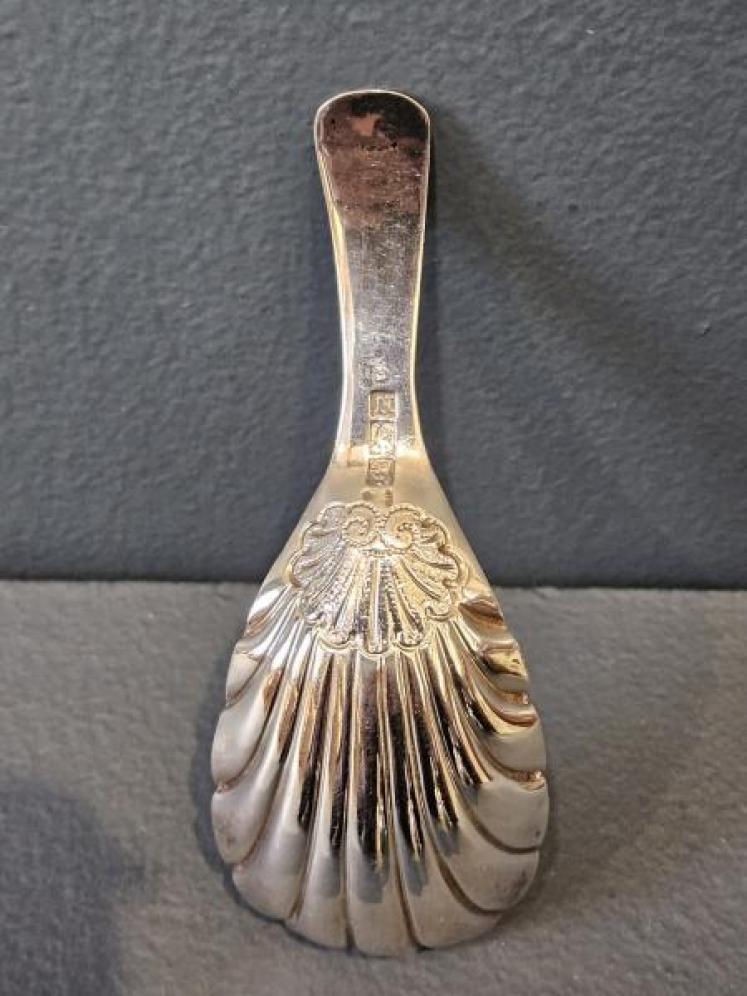 Georgian Dublin Silver Caddy Spoon  - Image 5