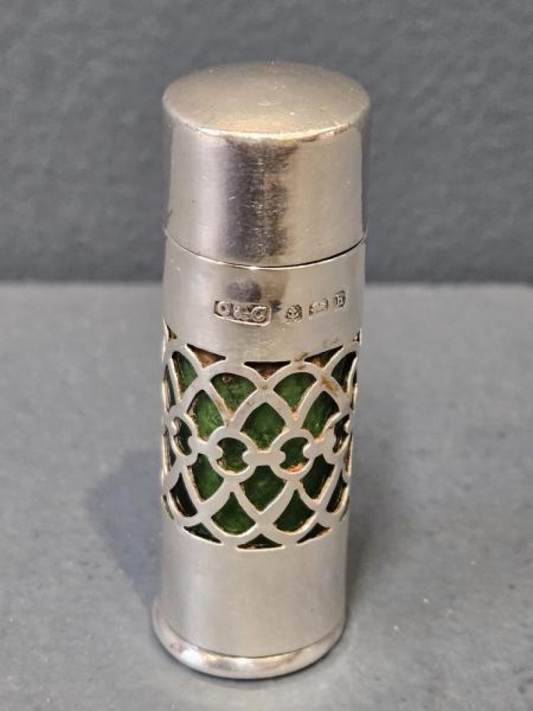 Edwardian Silver and Emerald Glass Travelling Scent Bottle - Image 1