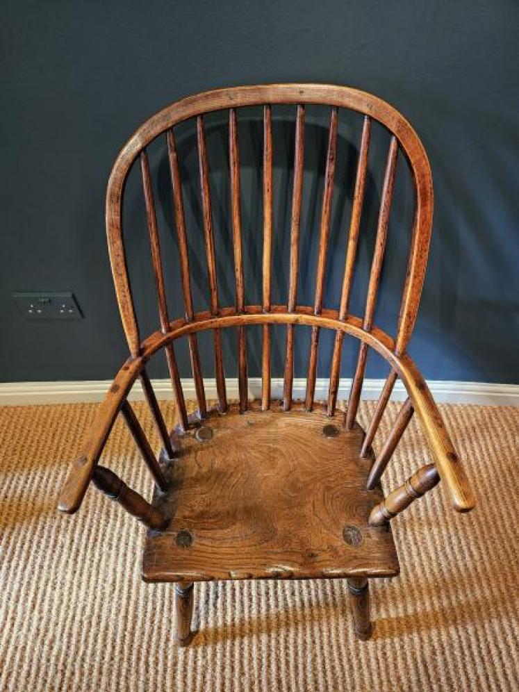 Primitive George III Elm West Country Windsor Chair - Image 3