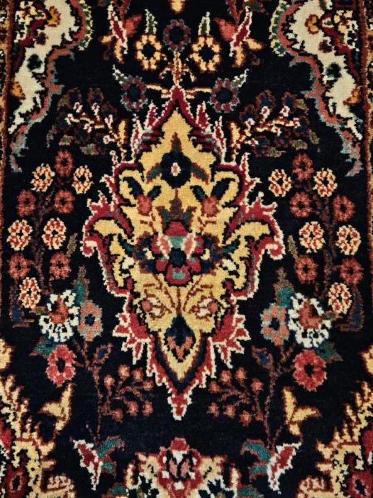 Superb 15' Persian Pure Wool Runner Rug - Image 4