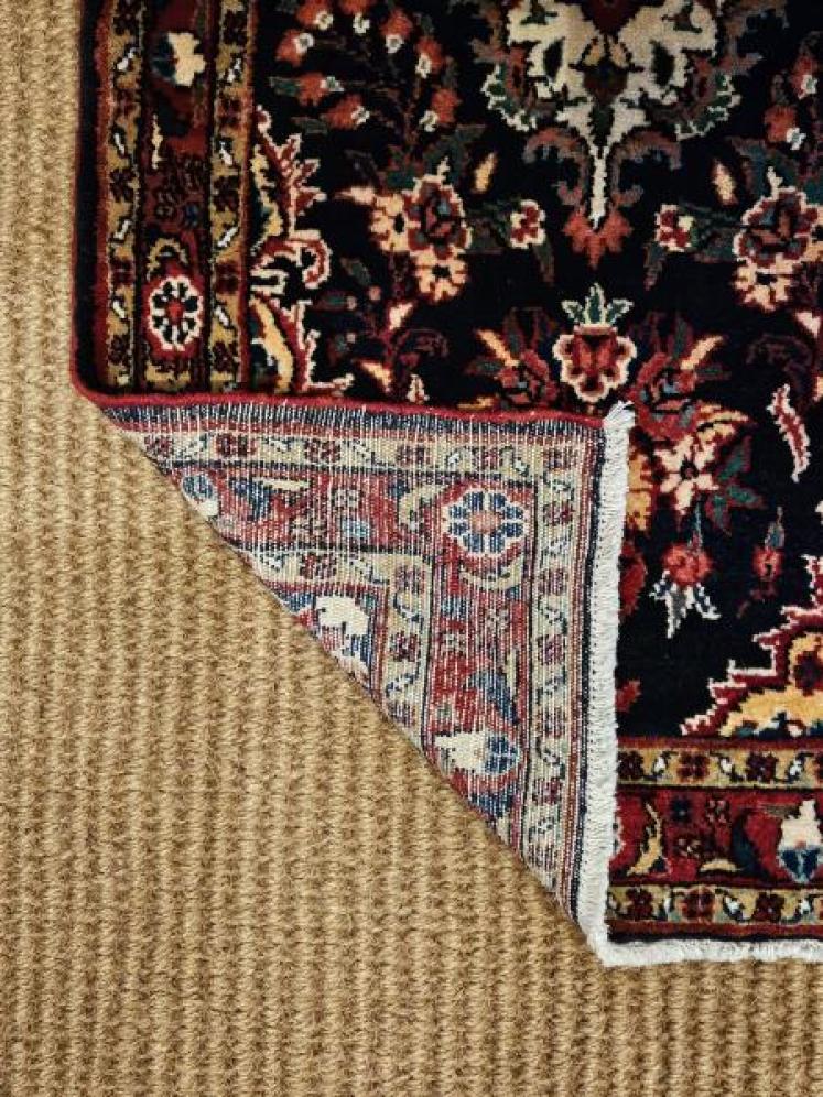 Superb 15' Persian Pure Wool Runner Rug - Image 5