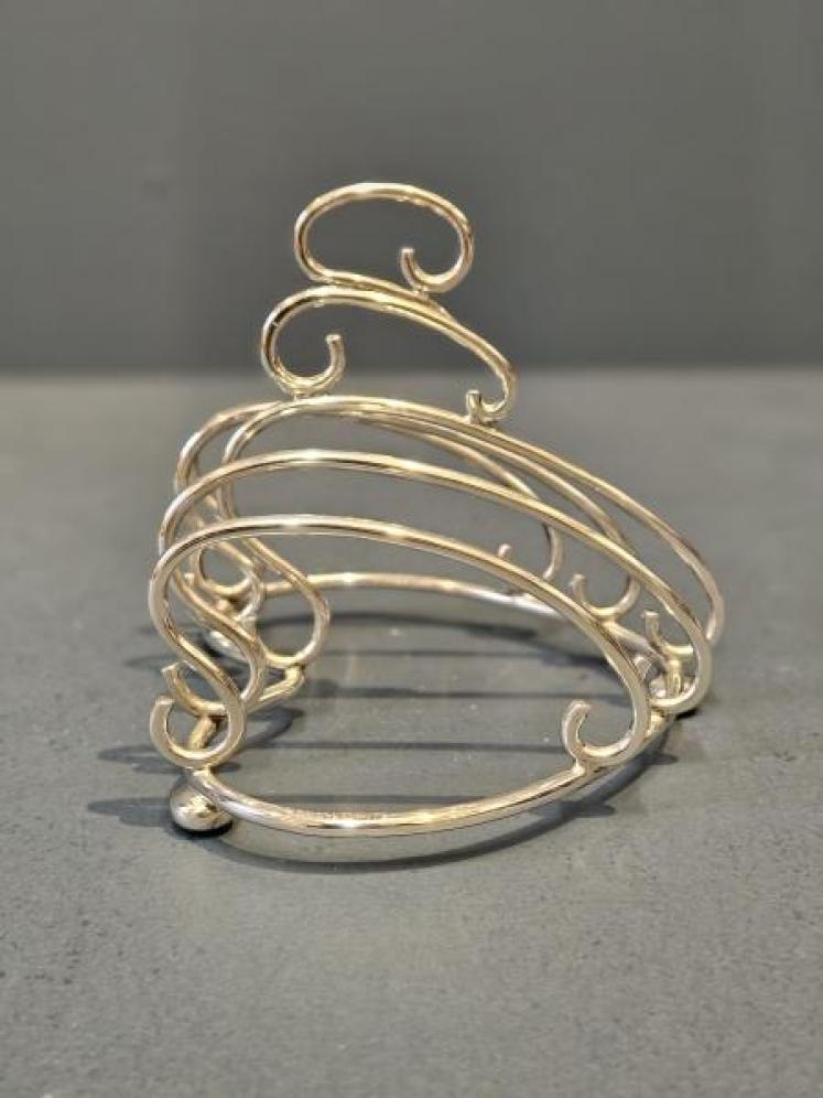 Edwardian Heart Shaped Silver Toast Rack  - Image 3