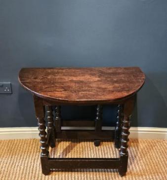 Georgian Oak Drop Leaf Side Table 