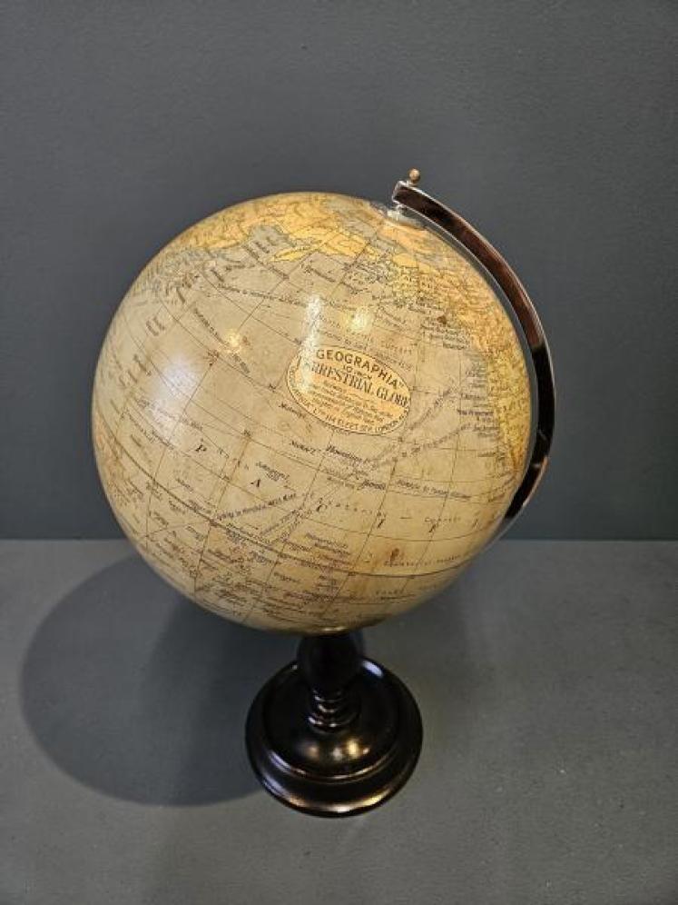 Geographia 10" Paper Mache Globe - Image 4